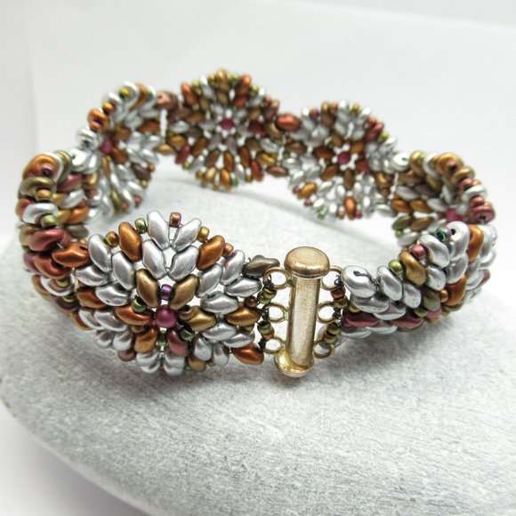 Hand woven Metallic Medallion bracelet - Picture 7 of 9